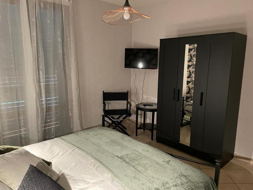 The Loft E&E Cinecitta Apartment เอมโปลี ภายนอก รูปภาพ